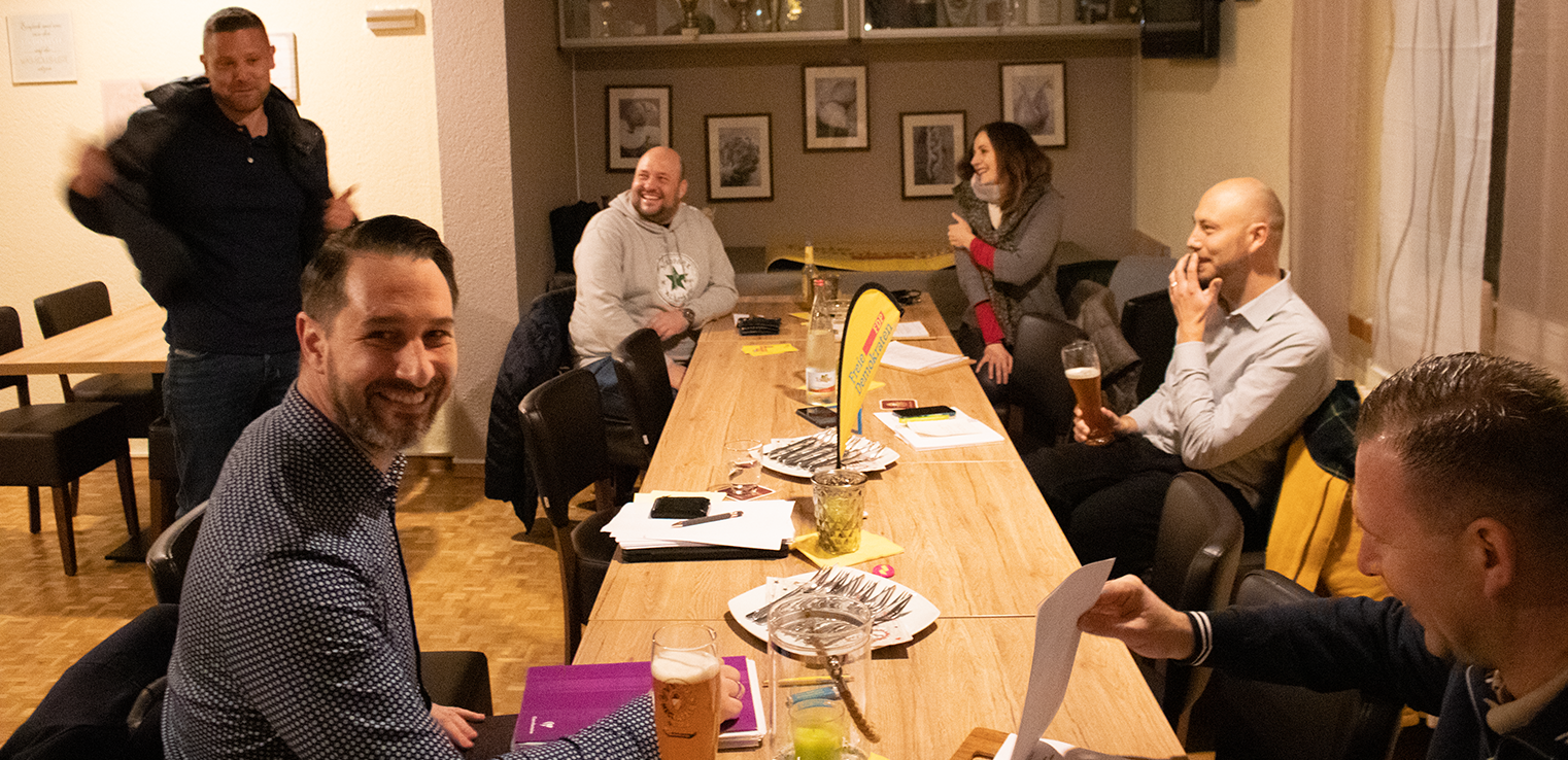 Vorstand FDP DON (von links: Stefan Baur, Gottfried Göbbel, Marcus Ehrnecker, Nadine Korany, Joachim Werner, Sven Reuter.